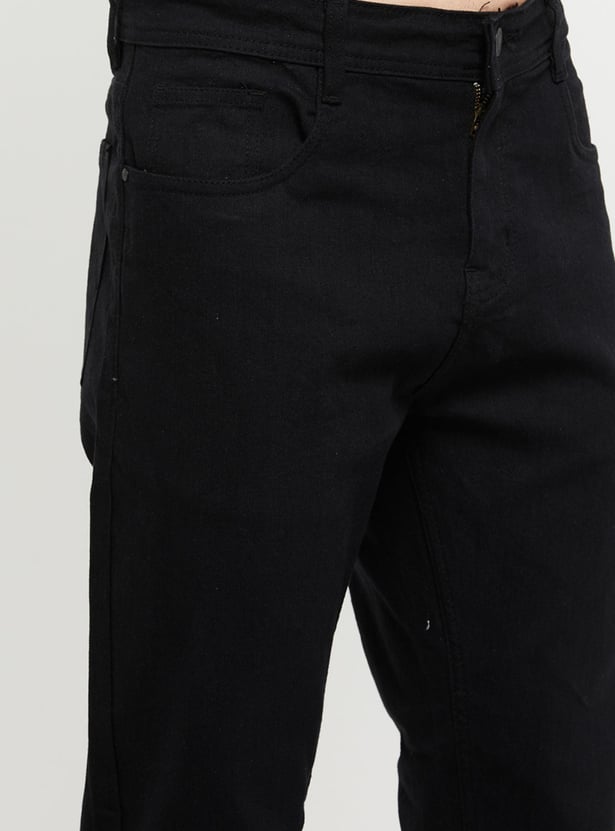 Men Solid Carrot Fit Slim Tapered Denim Jeans Everyday Casual Look