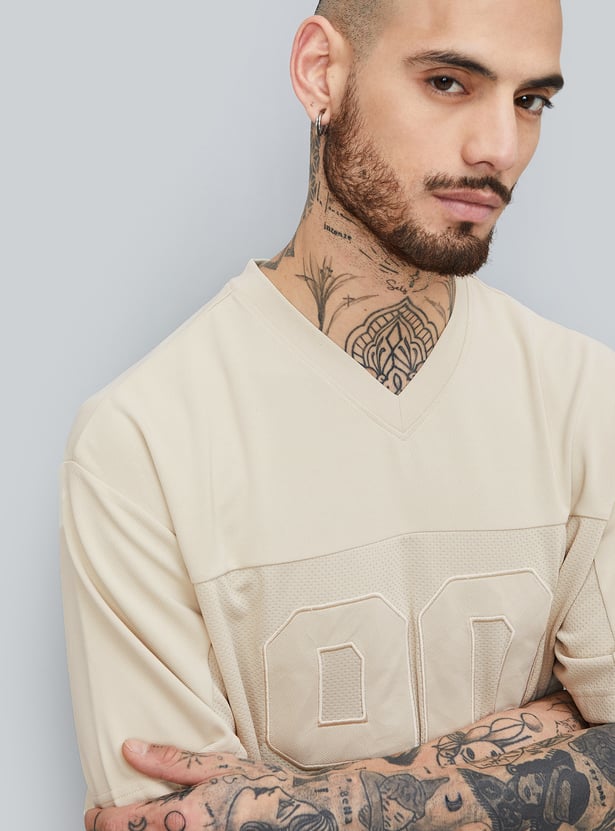 Men’s Modern Oversized Sports Tee with Textured Design