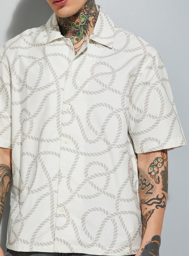 Chic Men Printed Relaxed Fit Shirt Perfect for Outings and Parties