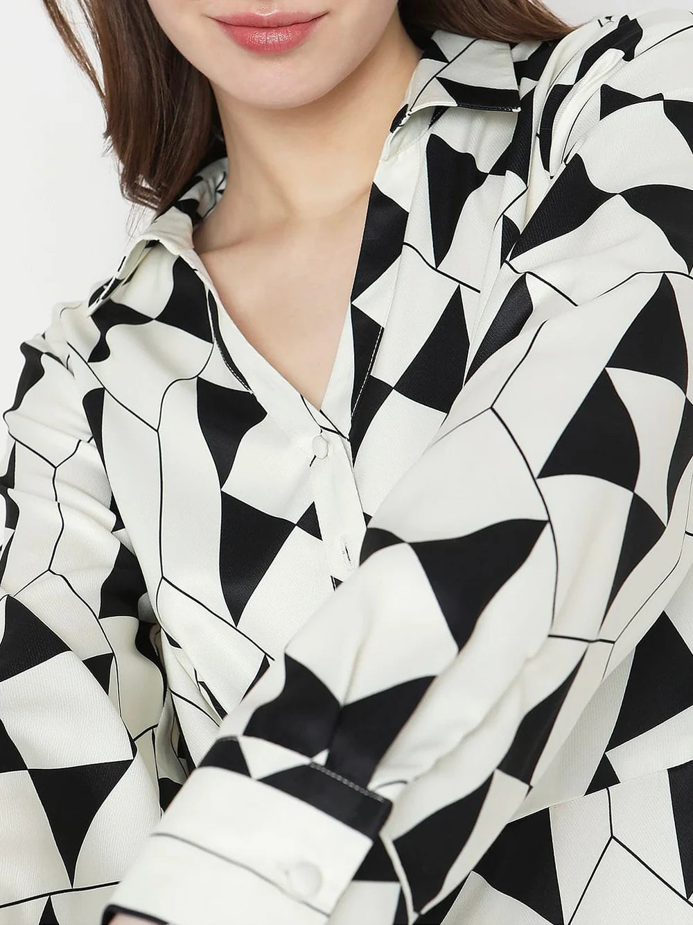 Premium Quality Women Black and White Geometric Print Dress with Elegant and Sophisticated Design