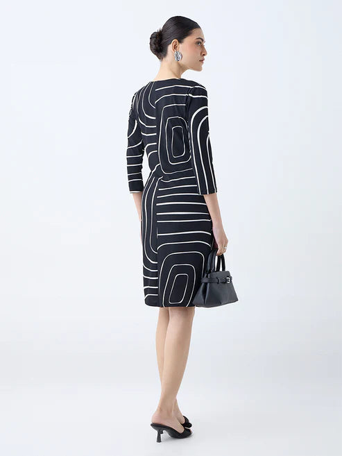 Trendy Black Wrap Dress With Unique Abstract Print for Modern Fashion Look
