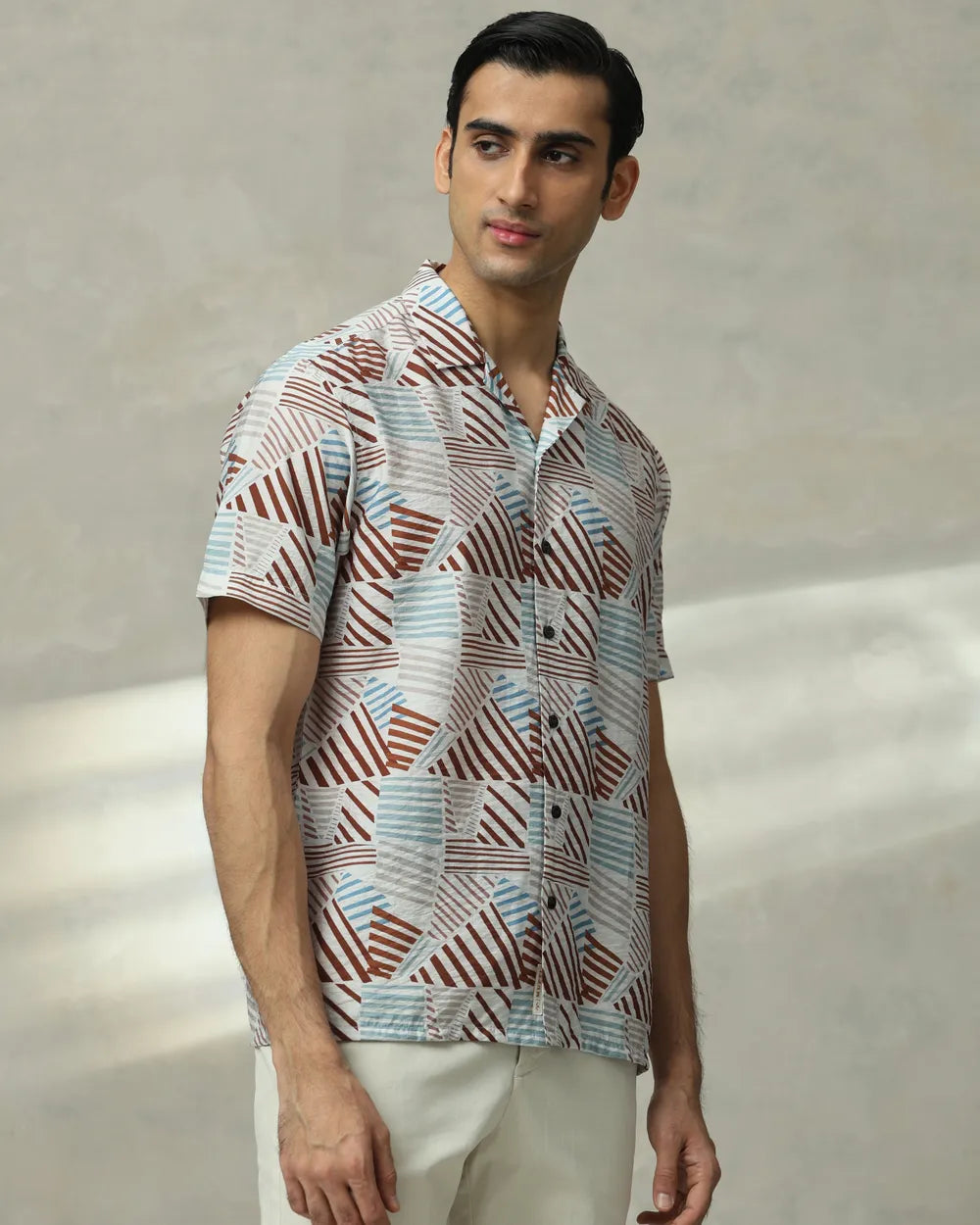 Lightweight Brown Resort Print Shirt Relaxed Fit Comfortable Daily Style