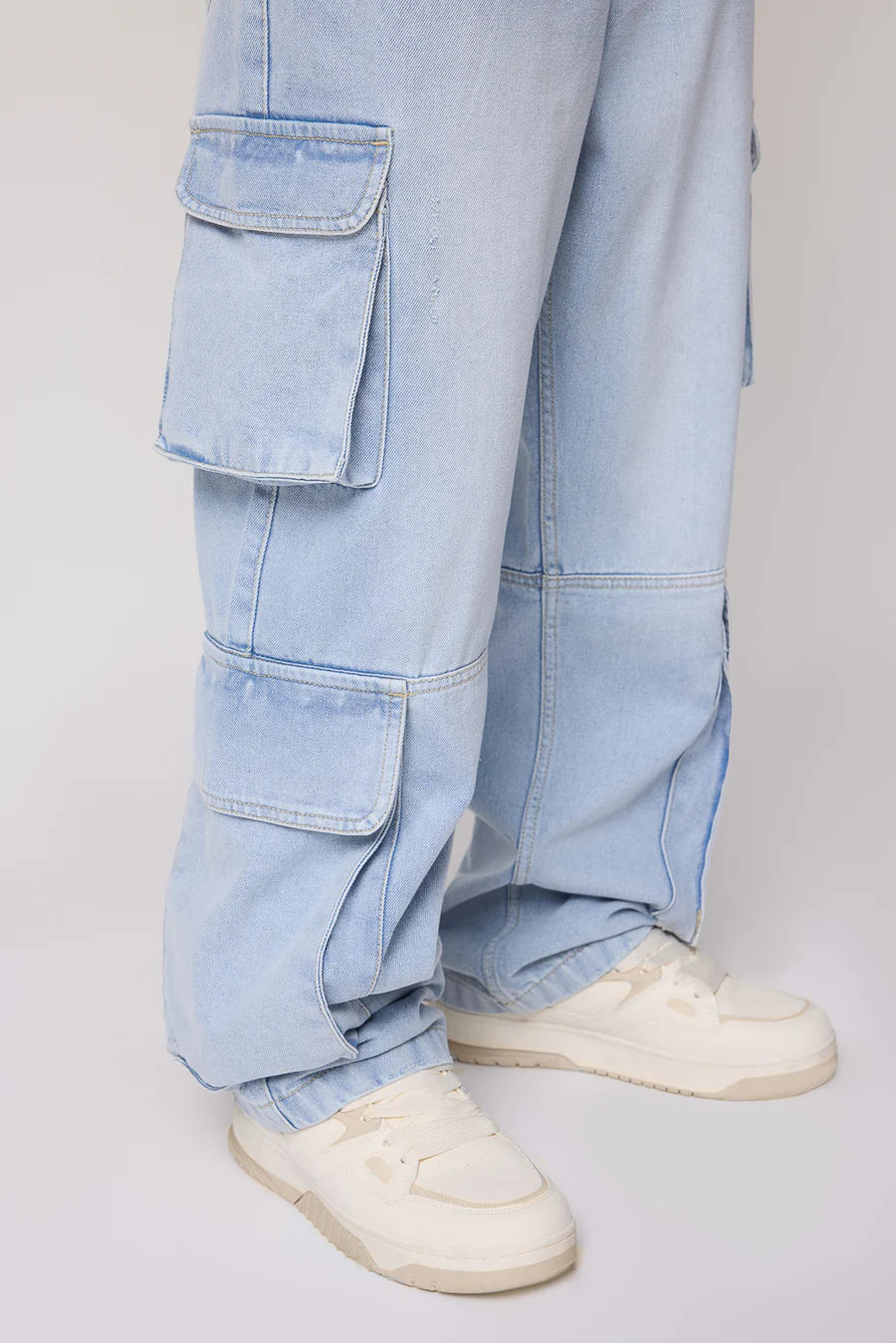 Men’s Straight Fit Sky Blue Cargo Jeans Practical Utility Design Soft Fabric