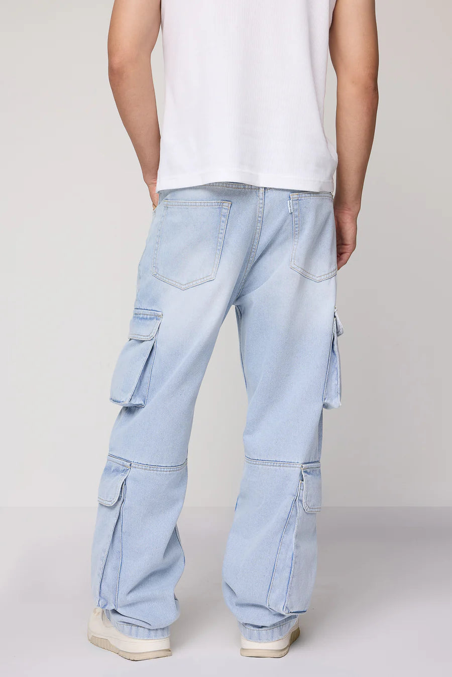 Men’s Straight Fit Sky Blue Cargo Jeans Practical Utility Design Soft Fabric