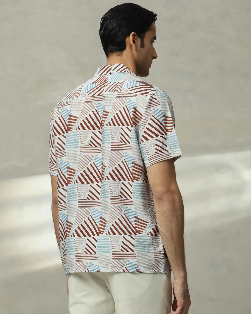Lightweight Brown Resort Print Shirt Relaxed Fit Comfortable Daily Style