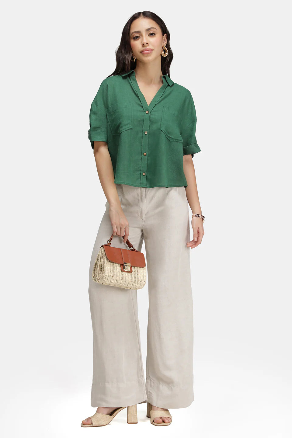Linen Boxy Shirt with Curved Hem for Women Lightweight Soft Fabric Casual Outfit