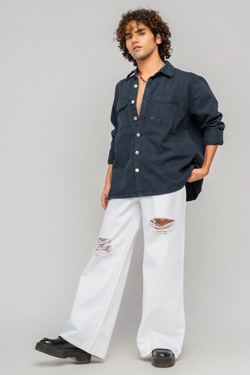 Classic White Distressed Wide-Fit Men's Denim Jeans with Comfortable Waist