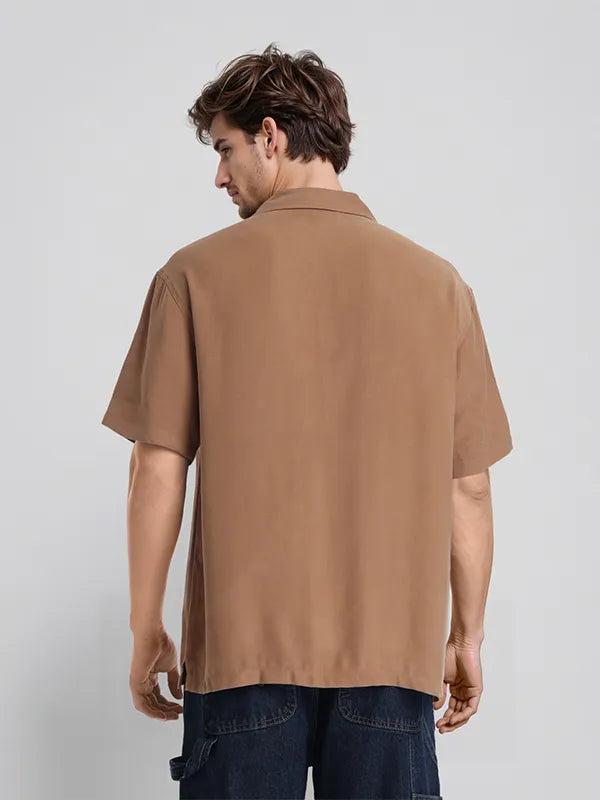 Men Rust Solid Relaxed Fit Casual Shirt