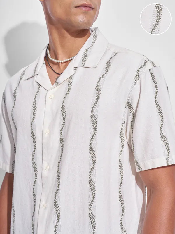 Cream Printed Relaxed Fit Casual Shirt
