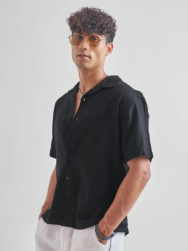 Classic Black Relaxed Fit Men Solid Shirt Casual Wear for Office and Outings