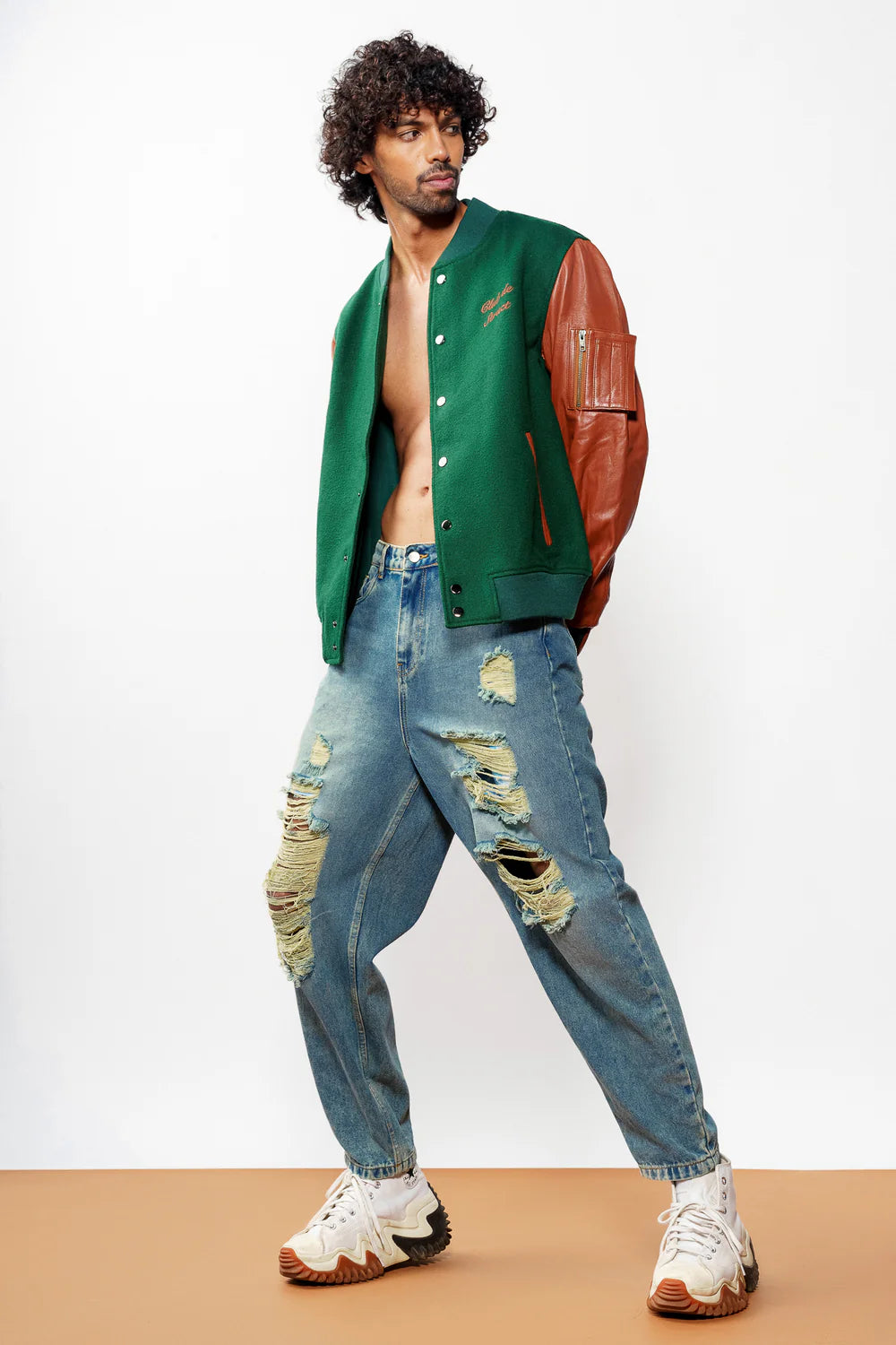 Stylish Blue Ripped Men's Slouchy Jeans Perfect for Casual and Urban Outfits