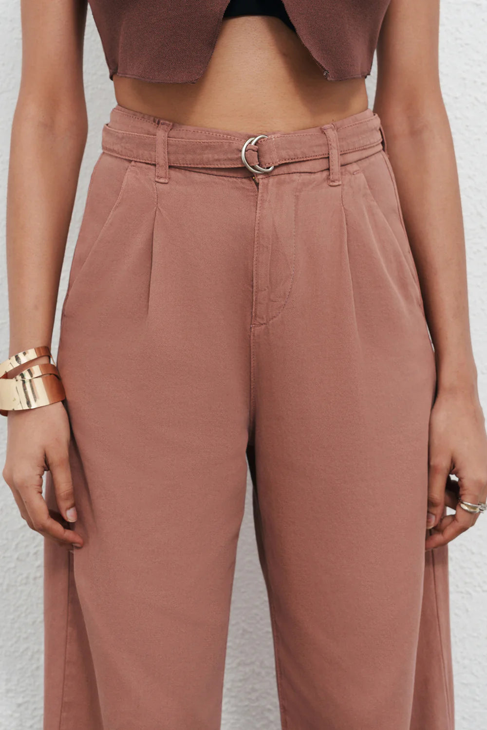 Stylish Murky Pink Straight Fit Belted Jeans for Women