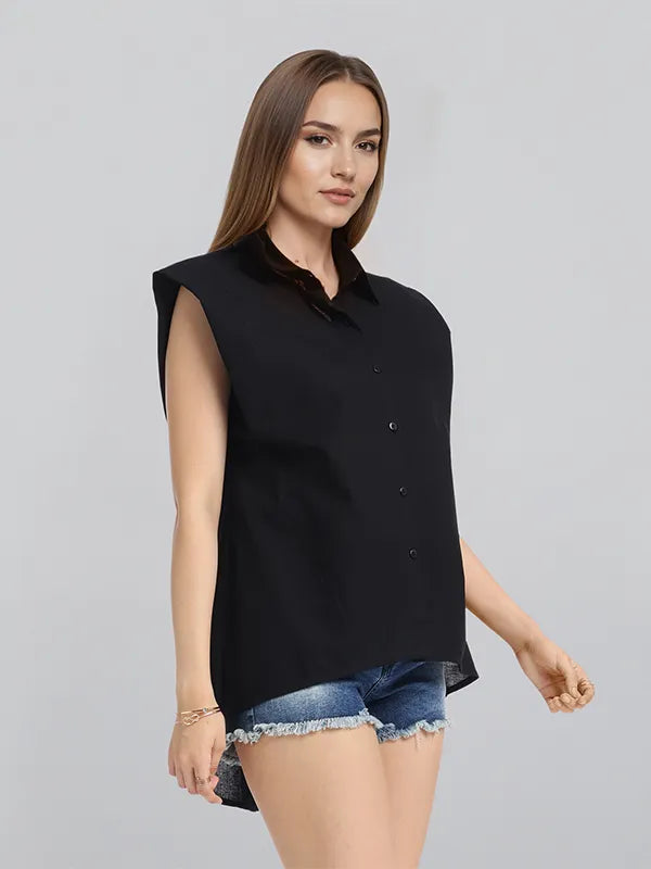 Simple Black Solid Regular Fit T-Shirt for Women