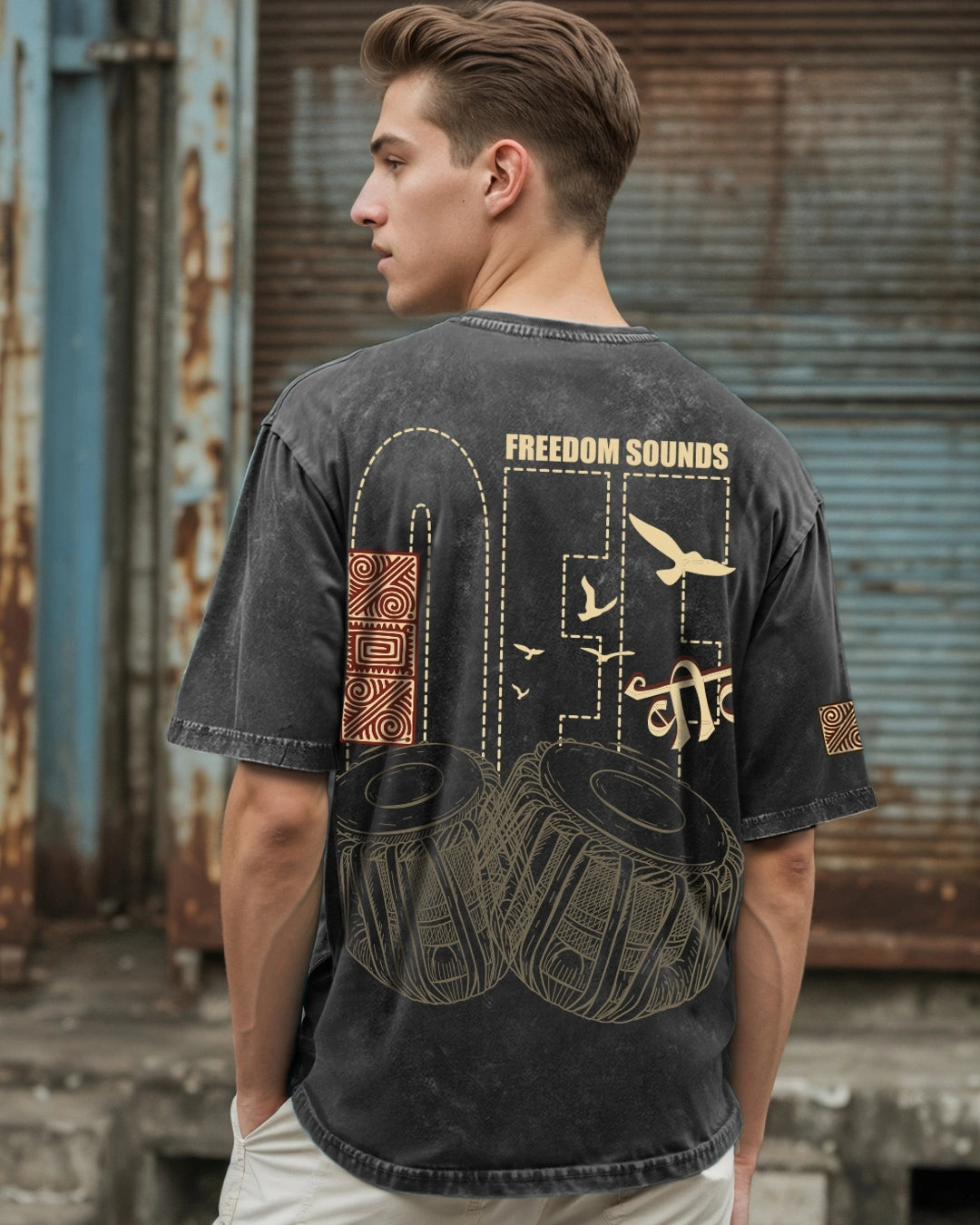 Stylish Men’s Oversized Acid Wash T-Shirt in Black with Bold Freedom Sounds Print