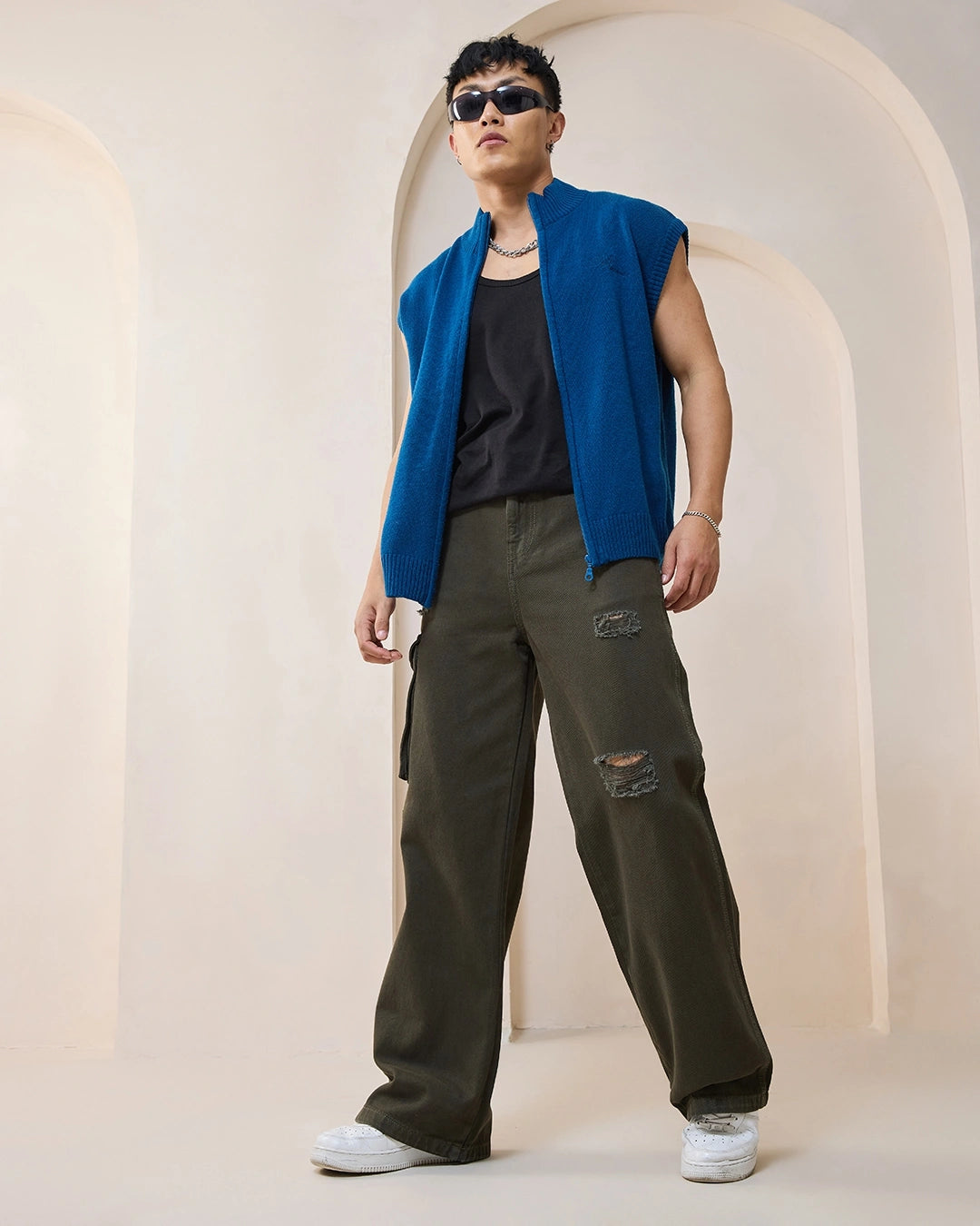 Lightweight Green Distressed Baggy Fit Cargo Mid Rise Jeans for Men Stylish Comfort
