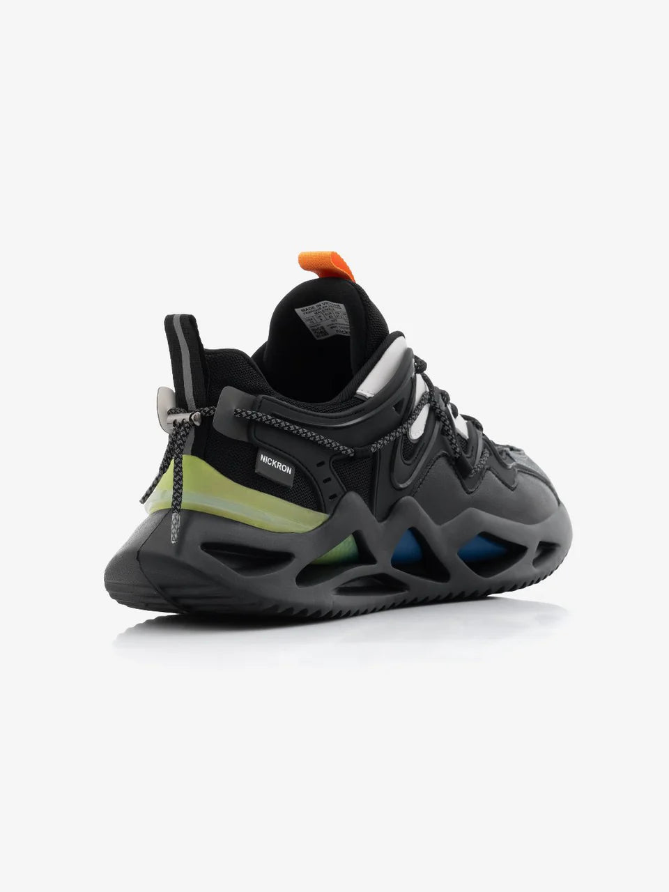 Premium Moscow Carbon Black Low Top Sneakers with Classy and Minimalist Street Style
