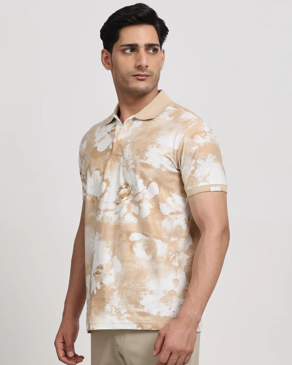 Stylish Men Beige Floral Print Slim Fit T Shirt Perfect for Casual and Party Wear