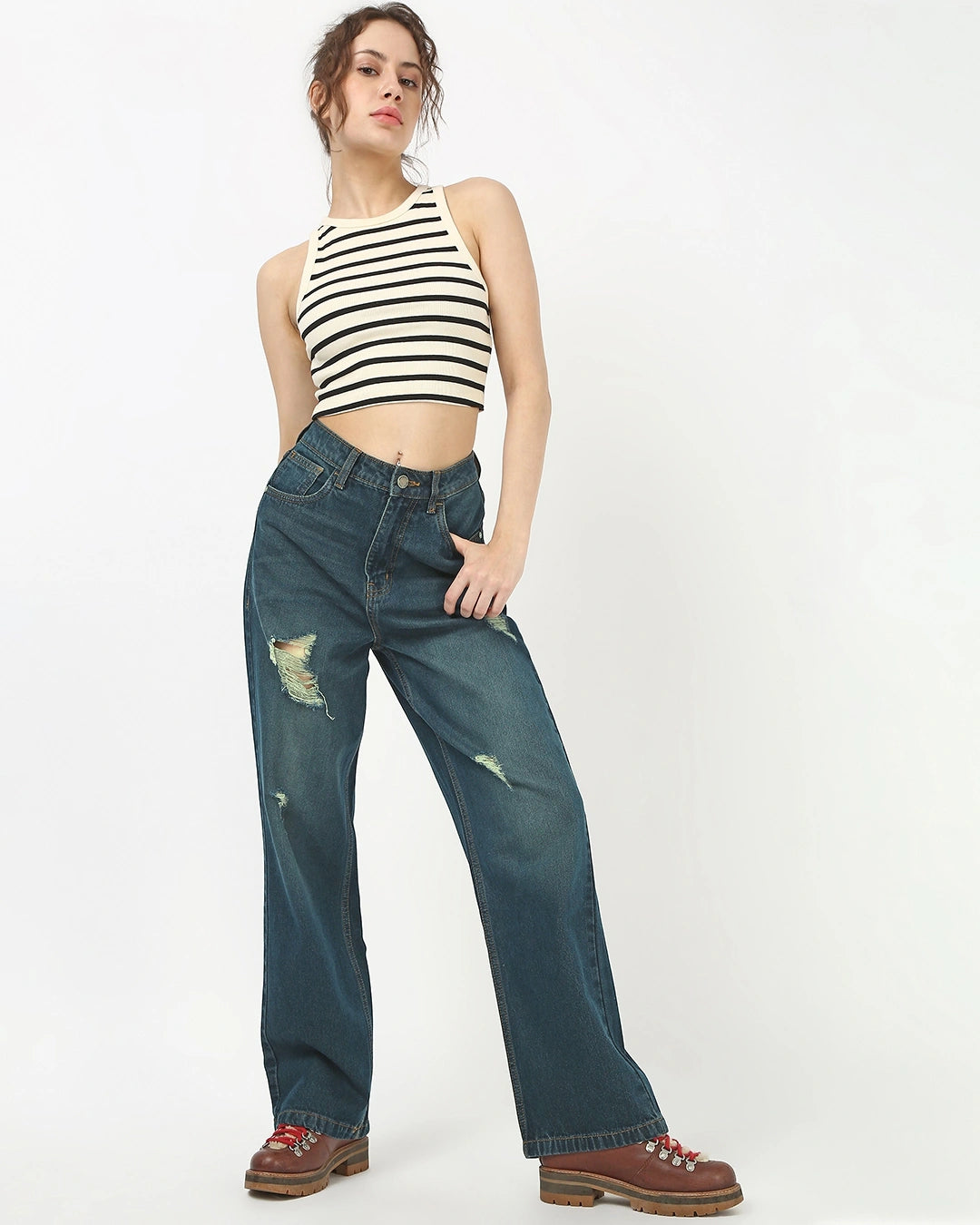 Soft Comfortable Womens Blue Washed Baggy Jeans with Distressed Finish