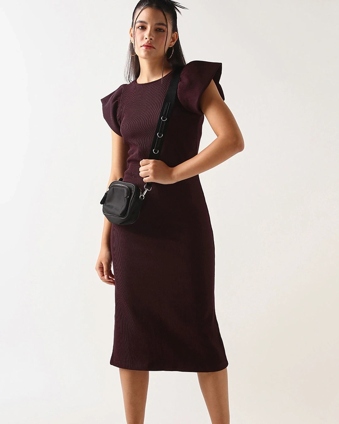 Fashionable Women Wine Maroon Bodycon Dress with Figure Flattering Design for Stylish Outfits