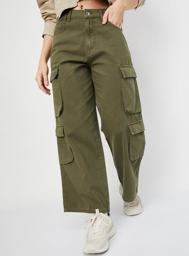 Casual Women’s Solid Straight-Leg Cargo Jeans