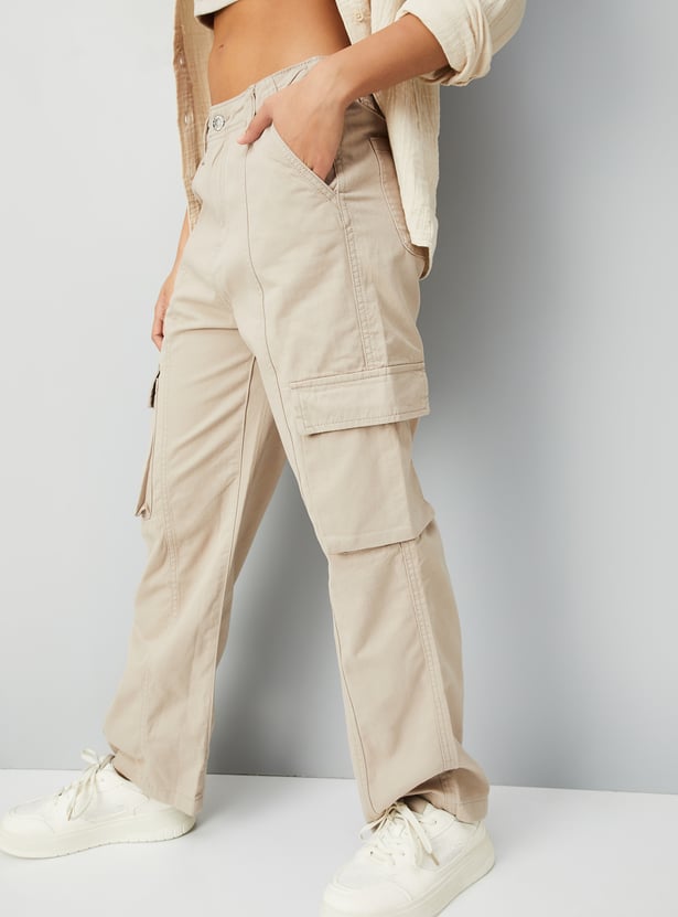 Fashionable Solid Cargo Denim Trousers for Women