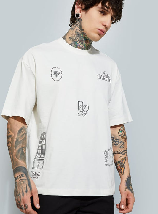 Stylish Placement Print Oversized T-Shirt for Everyday Wear