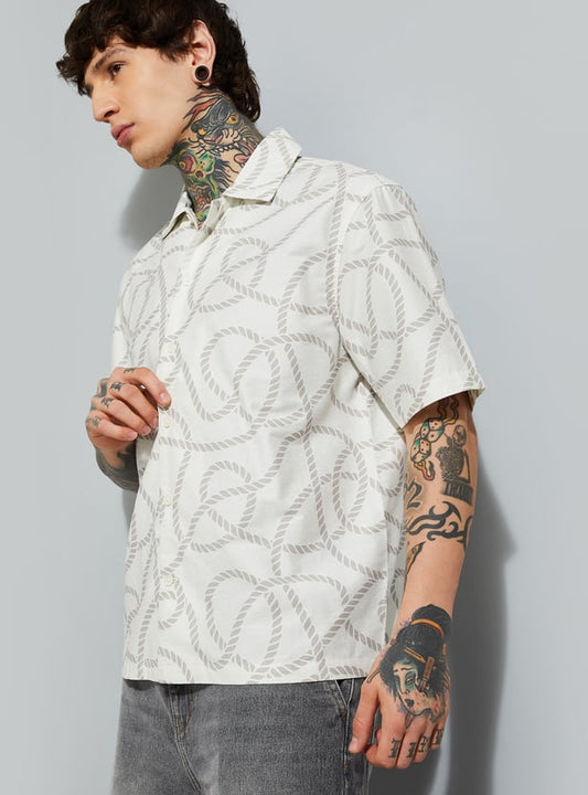 Chic Men Printed Relaxed Fit Shirt Perfect for Outings and Parties