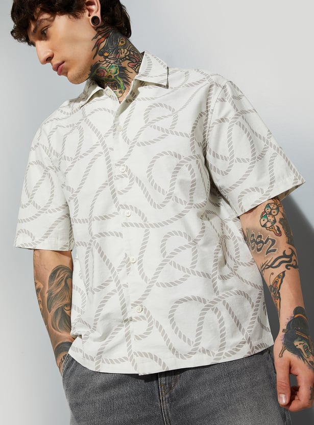 Chic Men Printed Relaxed Fit Shirt Perfect for Outings and Parties