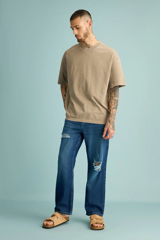 Casual Cobalt Blue Distressed Men's Straight Denim Jeans with Vintage Appeal