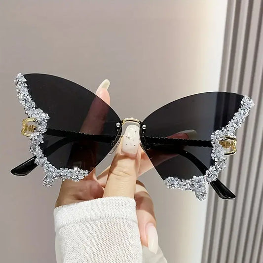 Fashionable Butterfly Wing Sunglasses Crystal Clear Lenses
