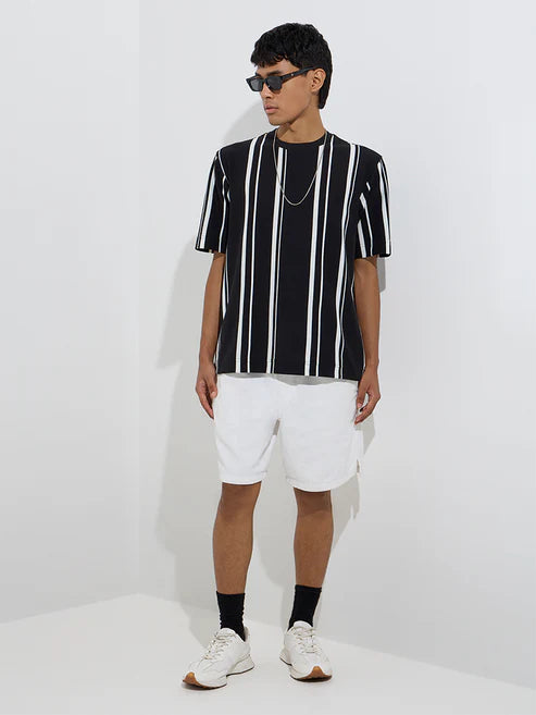 Black Stripe Printed Relaxed Fit T Shirt for Men Breathable Comfortable Material