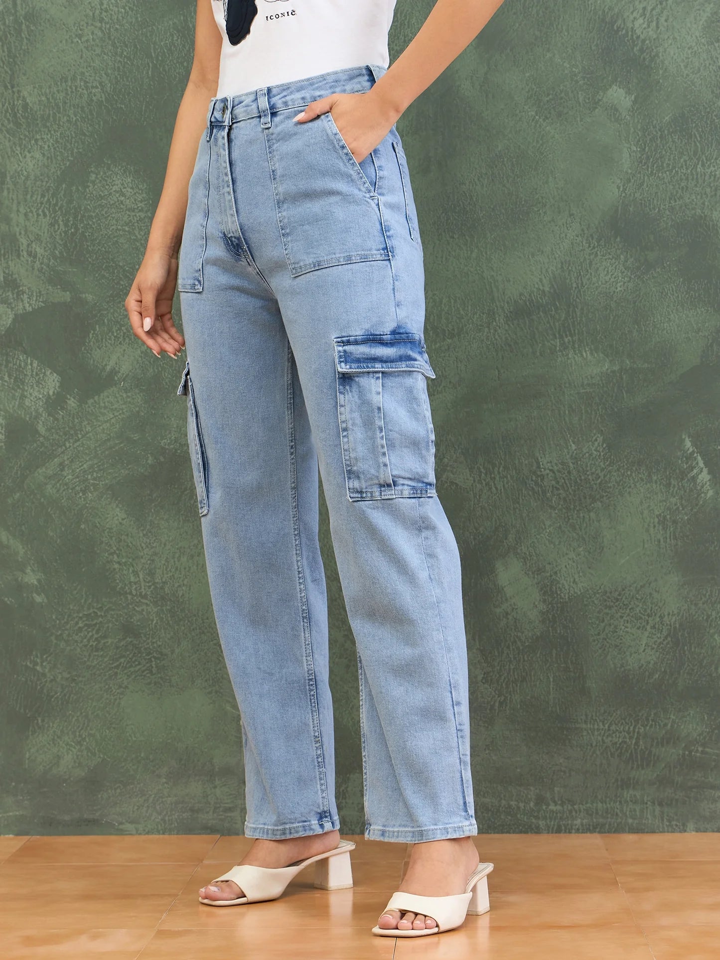 Everyday Womens Classic Blue Straight Fit Solid Denim Jeans for Casual Comfort