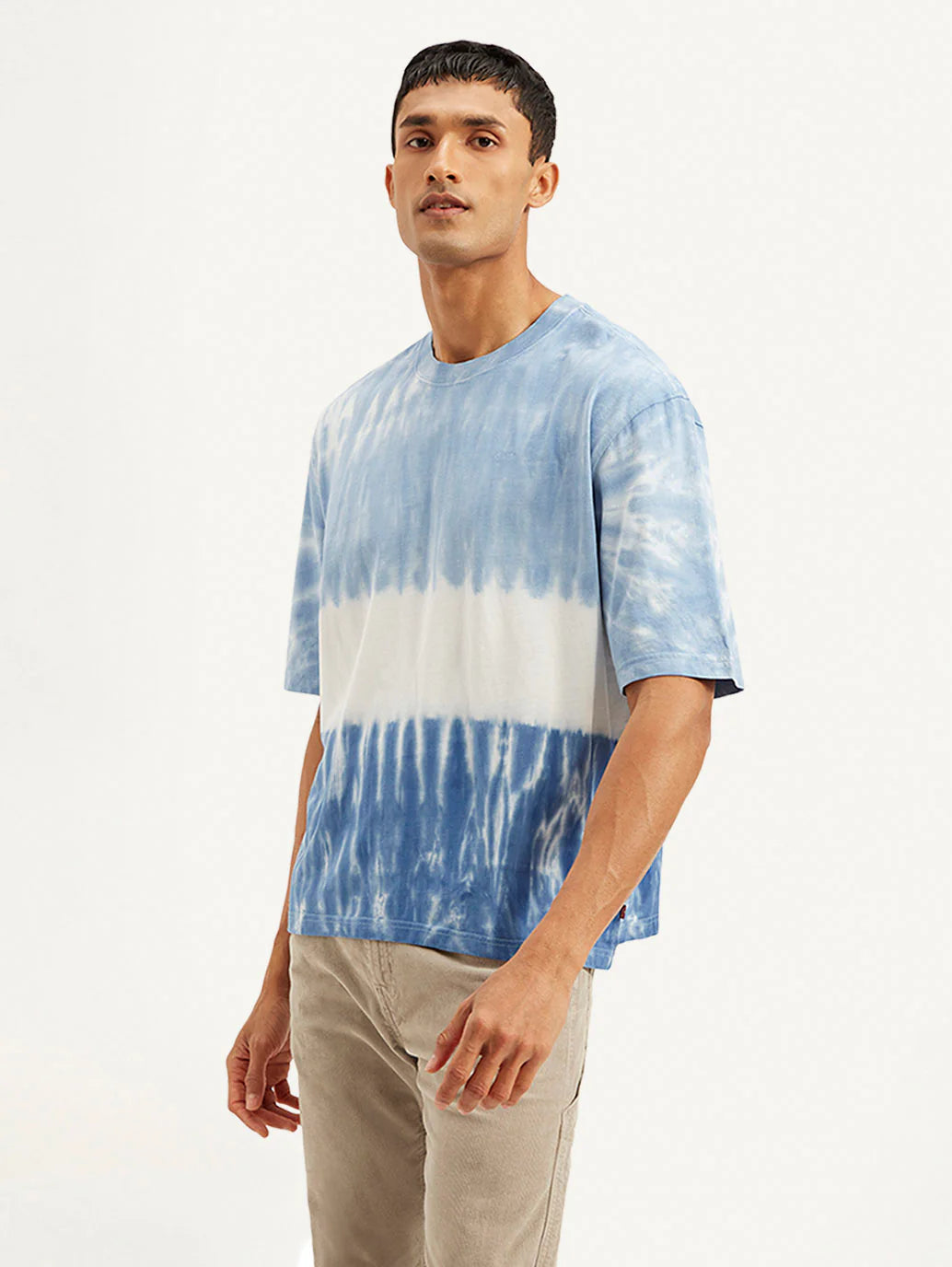 Trendy Tie-Dye Loose Fit T-Shirt for Men Designed for Relaxed Street Style and Laid-Back Fashion