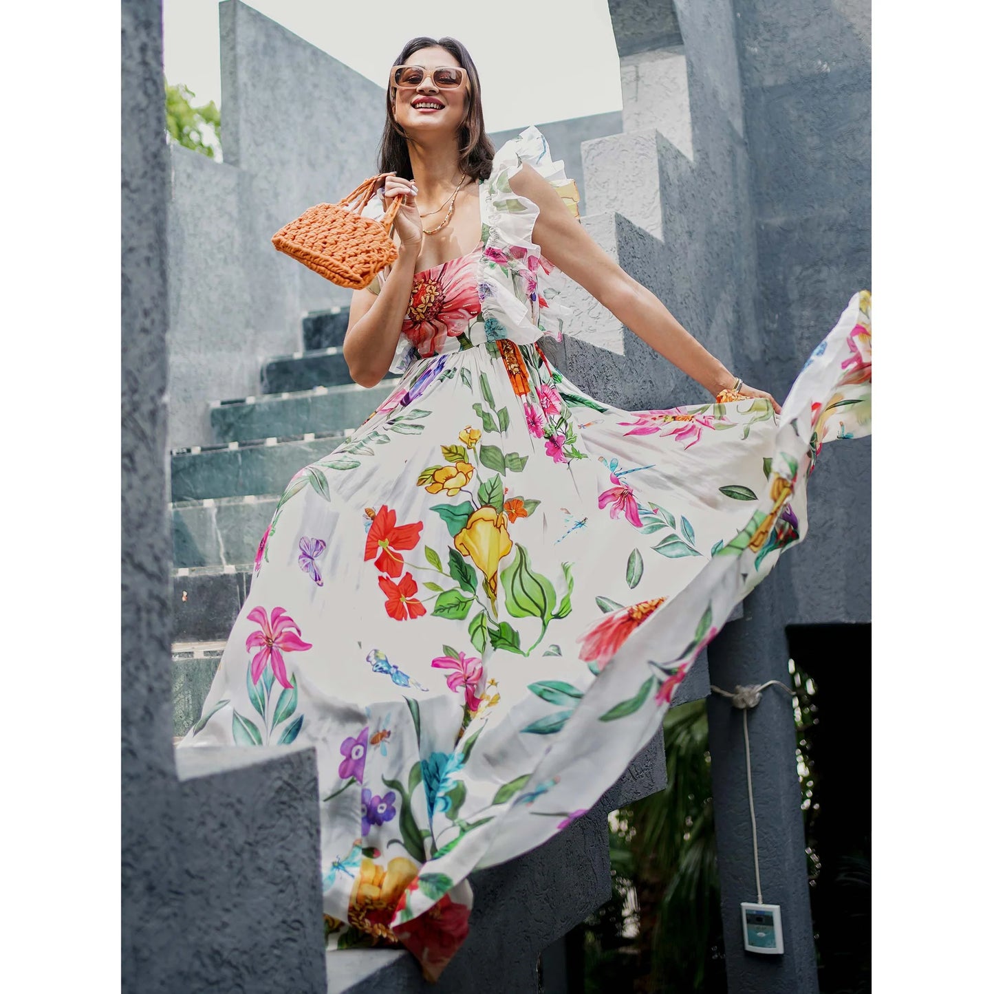 Luxury Women Embroidered Maxi Dress Perfect for Exclusive Parties, Evening Events, and Special Occasions