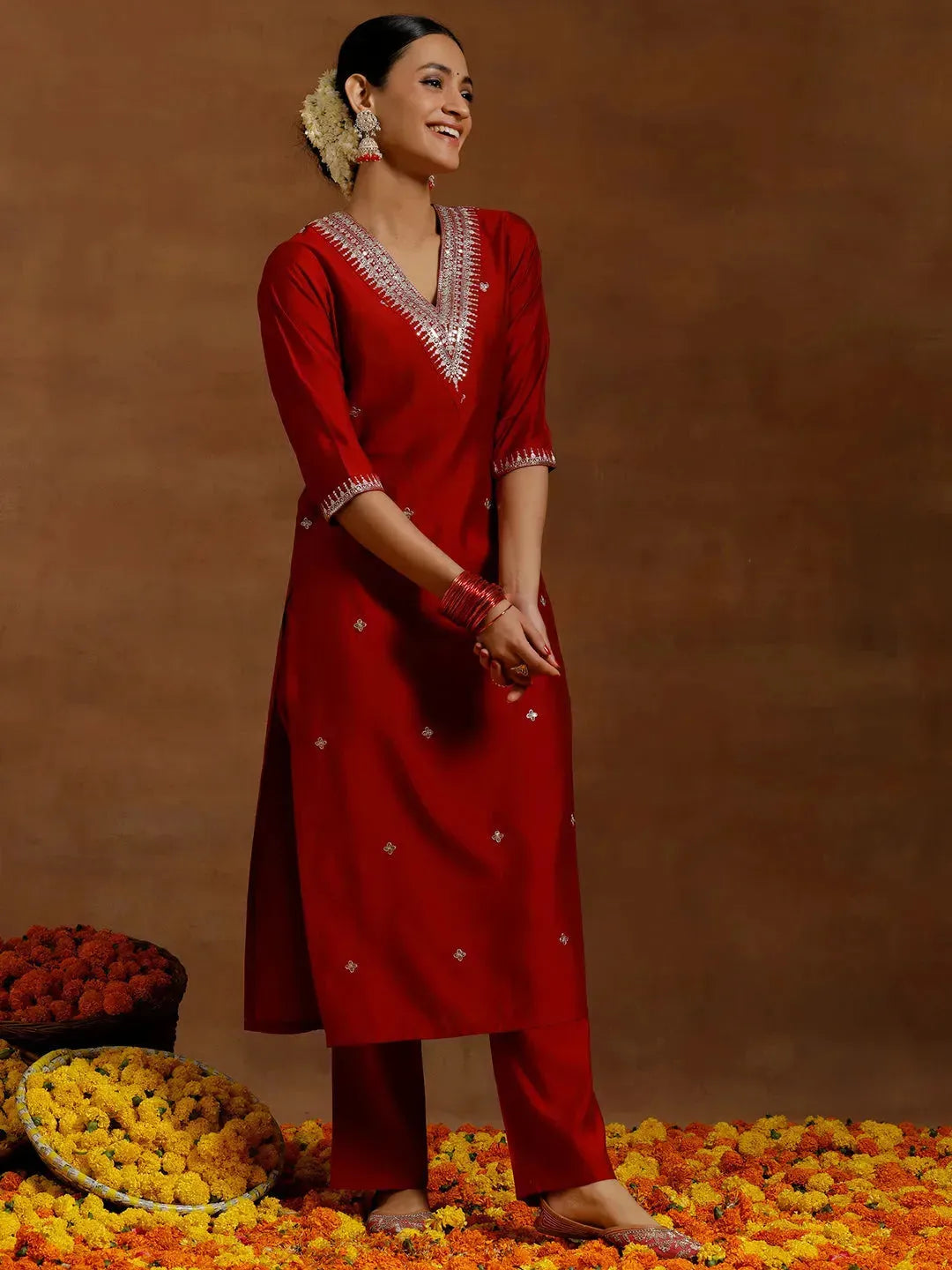 Women Red Straight Kurta Set in Silk Blend Fabric with Classic Embroidered Detailing