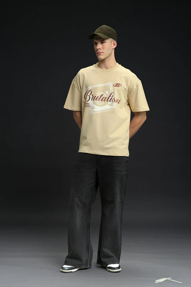 Modern Graphic Oversized T-Shirt for Men Seeking Comfort, Streetwear, and Bold Aesthetic