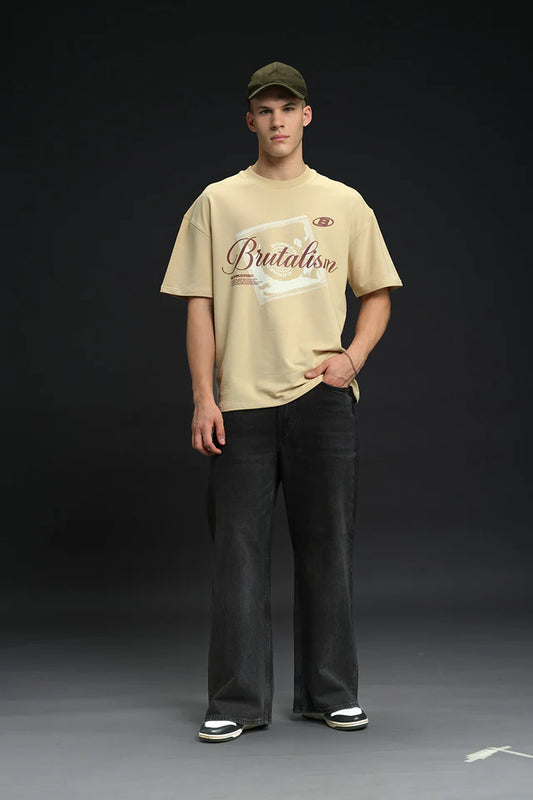 Modern Graphic Oversized T-Shirt for Men Seeking Comfort, Streetwear, and Bold Aesthetic