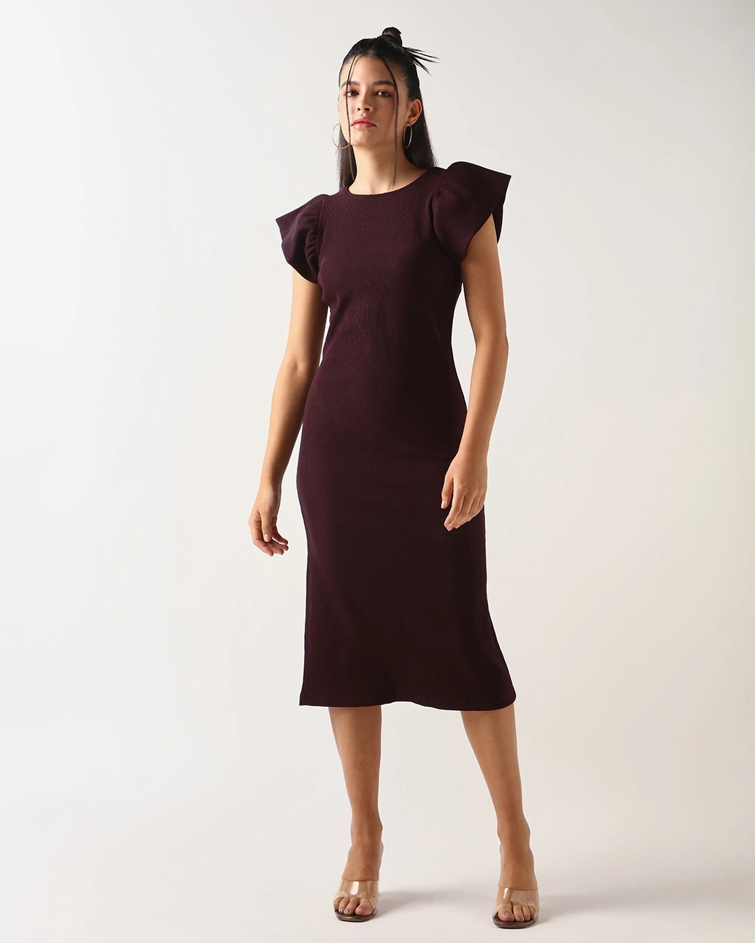 Fashionable Women Wine Maroon Bodycon Dress with Figure Flattering Design for Stylish Outfits